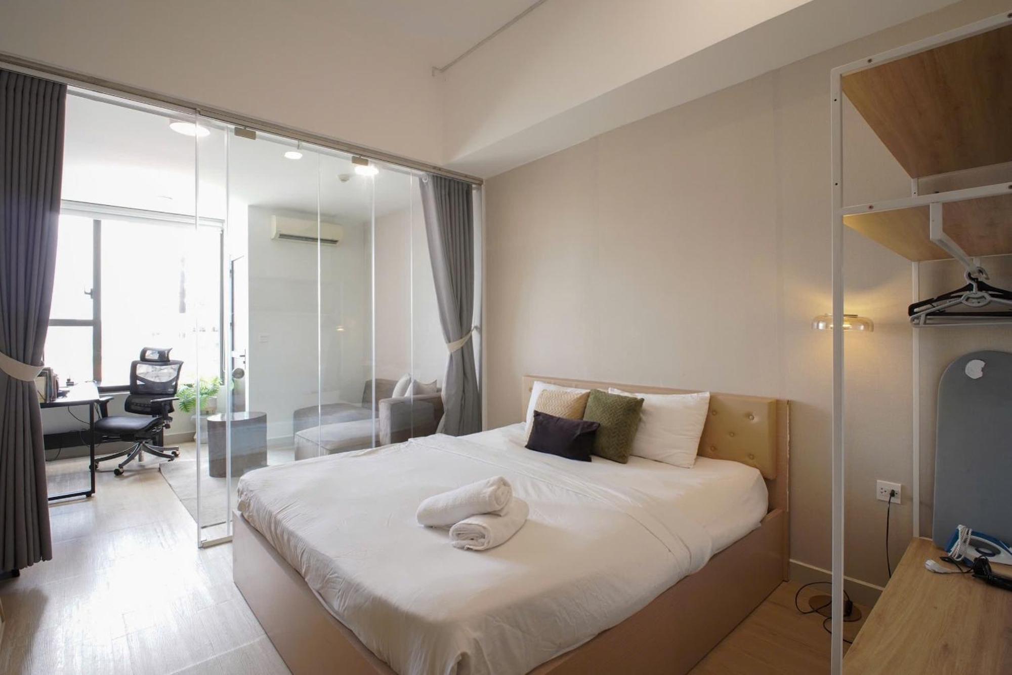 Dfour - Rivergate - Studio Apartment Iconic View * Ho Chi Minh City