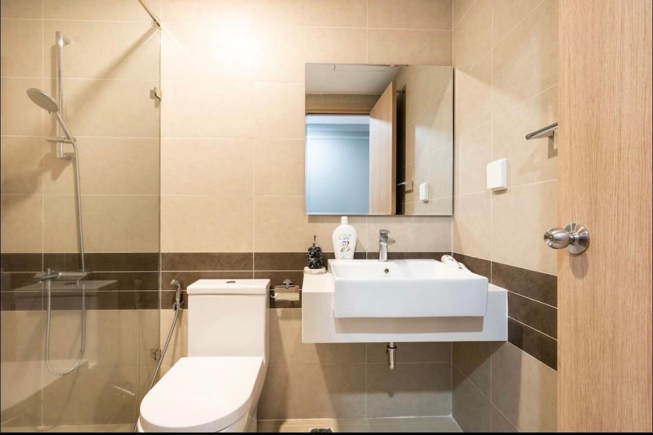 Apartment Dfour - Rivergate - Studio Apartment Iconic View